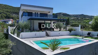 Rab, Banjol, kuća, 270 m², bazen, garaža