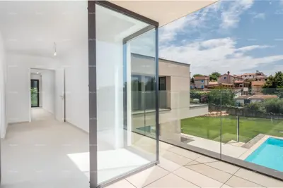 Kuća 351 m², Labinci kod Poreča, bazen i velika okućnica - 18