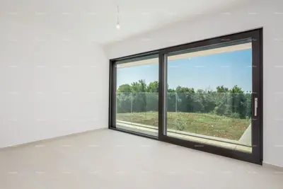 Kuća 351 m², Labinci kod Poreča, bazen i velika okućnica - 22