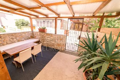 Kuća s 8 apartmana, Gajac, blizu plaže Zrće - 3