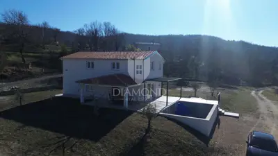 House 140 m², Cerovlje - pool and large yard - 21
