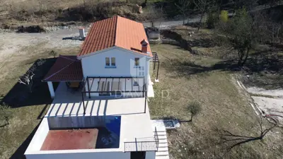 House 140 m², Cerovlje - pool and large yard - 2