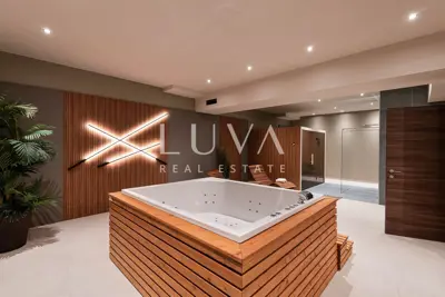 Villa 800 m², Milna auf Brač - erste Reihe zum Meer - 11