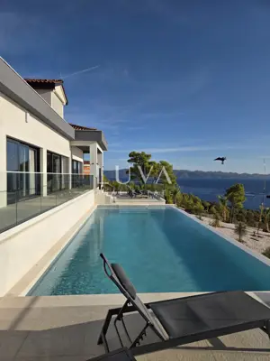 Villa 800 m², Milna auf Brač - erste Reihe zum Meer - 4