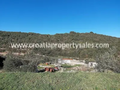Building plot 550 m², Vis - quiet location - 2