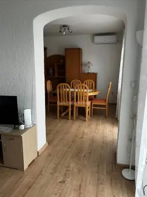 Stan 69,7 m², Pobri - 2 spavaće sobe, balkon - 2
