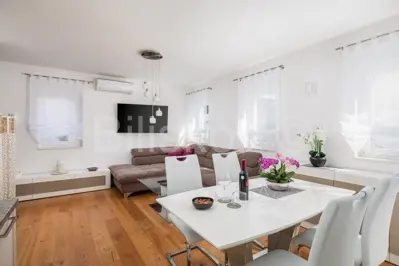 Wohnung 47 m², Makarska - Neubau und überdachte Terrasse - 10