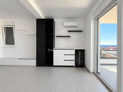 Penthouse 87 m², Mandre - sea view and two terraces - 13