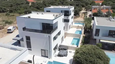 Penthouse 87 m², Mandre - sea view and two terraces