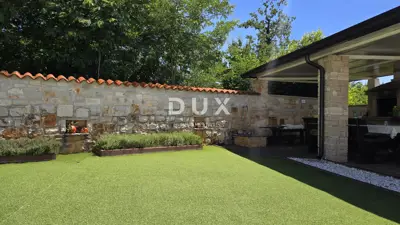 House for sale in Umag, 355 m² - 16