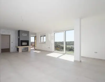 Rovinjska Oase: geräumige und helle Wohnung mit Aussicht