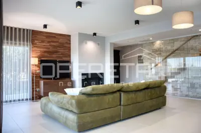 Villa 250 m², Poreč - near the beach and the historic center - 4