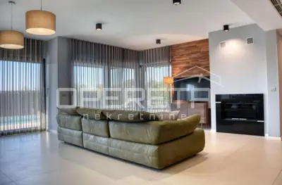 Villa 250 m², Poreč - near the beach and the historic center - 3