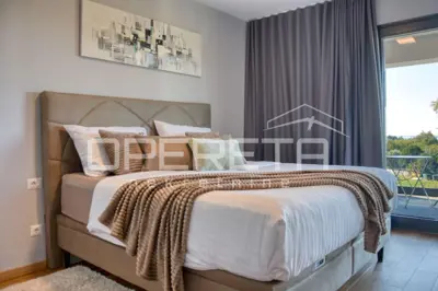 Villa 250 m², Poreč - near the beach and the historic center - 10