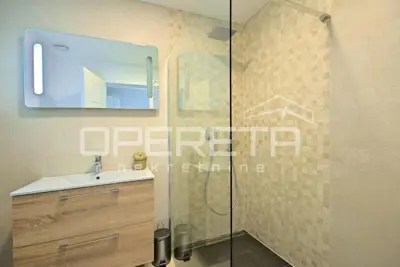 Villa 250 m², Poreč - near the beach and the historic center - 12