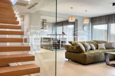 Villa 250 m², Poreč - near the beach and the historic center - 5
