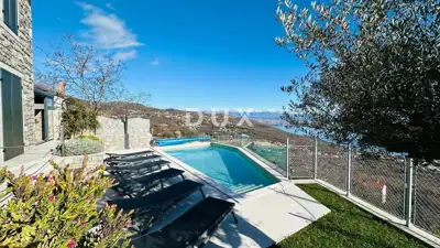 Villa 250 m², Poljane - panoramic sea view - 8