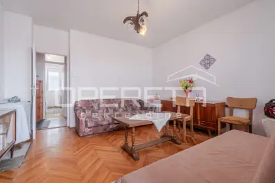 Wohnung im Zentrum von Umag, 500 m vom Strand entfernt - 2. Stock, zwei Loggien und Abstellraum - 4