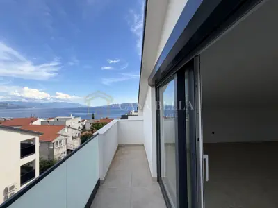 Novi Vinodolski – Novogradnja, 3S+DB s predivnim pogledom na more!