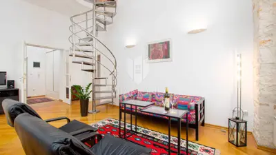 Apartment 88 m², Svetvinčenat - view of the square and castle - 10