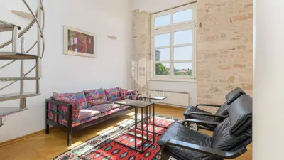 Apartment 88 m², Svetvinčenat - view of the square and castle - 7