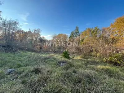 Građevinsko zemljište 1.039 m², Vantačići - 200 m od mora