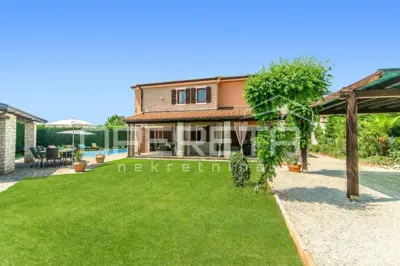 Haus zur Miete in Svetvinčenat, 165 m²