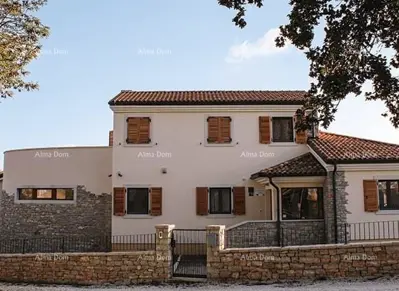 Haus 400 m², Žminj, Waldumgebung und Privatsphäre