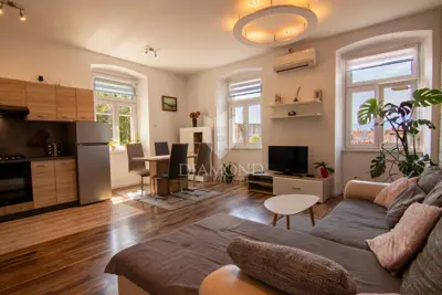 Rijeka, 3-room apartment for rent with living room