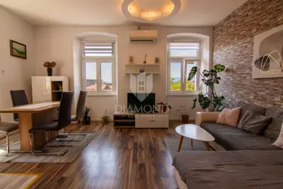 Rijeka, 3-room apartment for rent with living room - 2