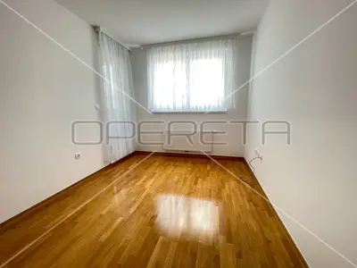 Wohnung zur Miete in Trešnjevka, 89 m² - 20