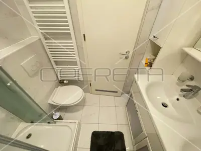 Wohnung zur Miete in Trešnjevka, 89 m² - 6