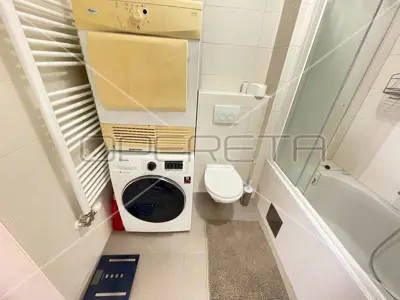 Wohnung zur Miete in Trešnjevka, 89 m² - 15