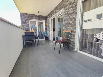House 220 m², Vodnjan - modernly decorated and furnished - 11