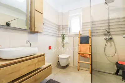 House 220 m², Vodnjan - modernly decorated and furnished - 10