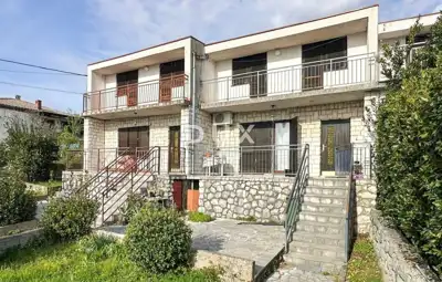Doppelhaus 240 m², Jadranovo - 650 m vom Meer