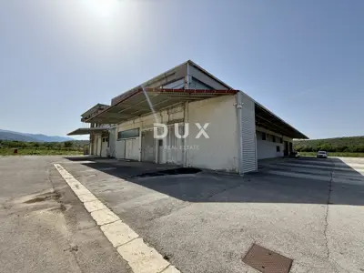Kvarner, Novi Vinodolski, commercial building 3,776 m², yard 9,362 m² - 3