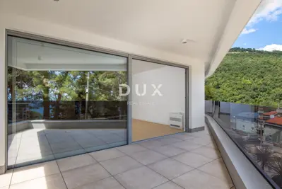 Wohngebäude 968 m², Opatija - Centar, Pool und Aufzug - 15