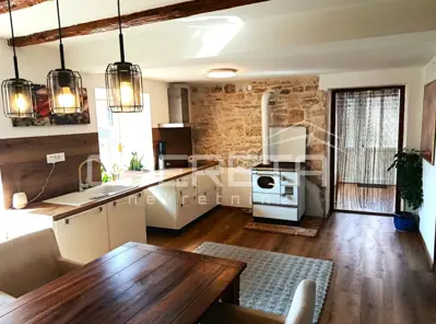 Kuća 300 m², Režanci kod Svetvinčenta, potpuno renovirana i namještena - 22