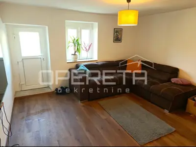 Kuća 300 m², Režanci kod Svetvinčenta, potpuno renovirana i namještena - 18