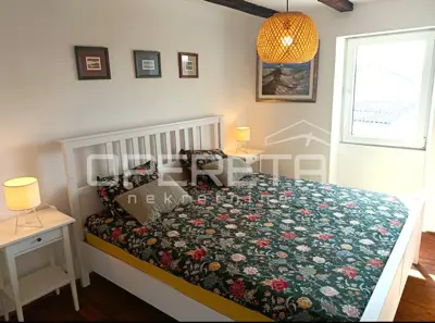 Kuća 300 m², Režanci kod Svetvinčenta, potpuno renovirana i namještena - 9