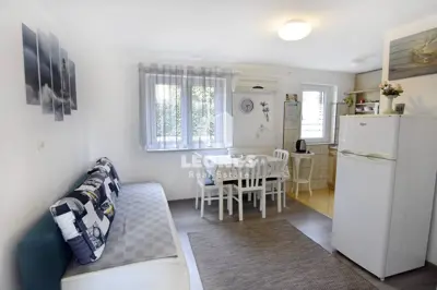 Kuća 290 m² u Umagu, prvi red do mora - 22
