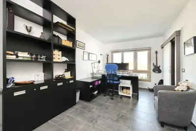 Kuća 380 m², Umag - bazen i miran dio grada - 11