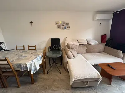 Stan 66 m², Novi Vinodolski - 3 spavaće sobe, terasa - 4