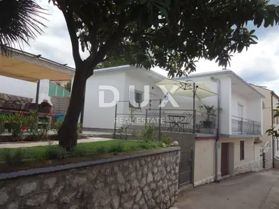 CRIKVENICA - Dvije kuće s garažom u blizini centra - 8