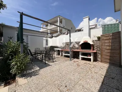 CRIKVENICA - Dvije kuće s garažom u blizini centra - 12