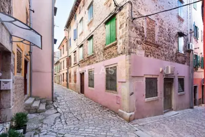 Stan 43 m², Rovinj centar - uhodan turistički najam - 15
