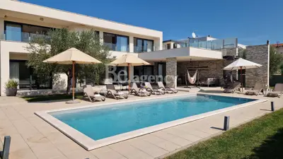 Istria, Novigrad - Luxury villa with pool 250 m²