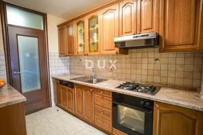 Apartment 78 m², Rovinj - excellent location - 8
