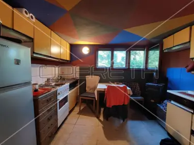 Kuća 200 m², Slunj centar - pogled na Slunjčicu - 5